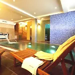 Relax Inn 