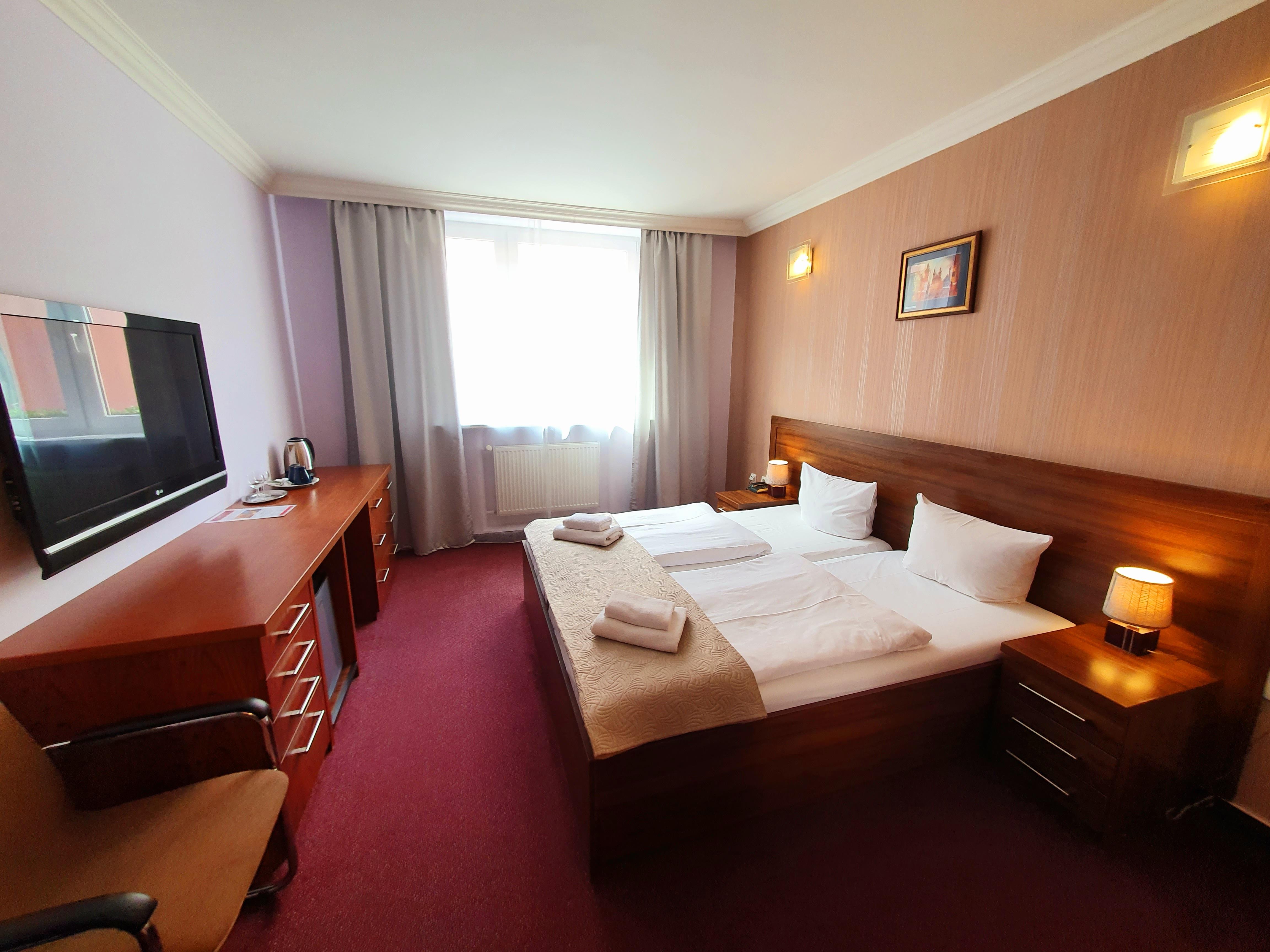 Relax Готель 4*